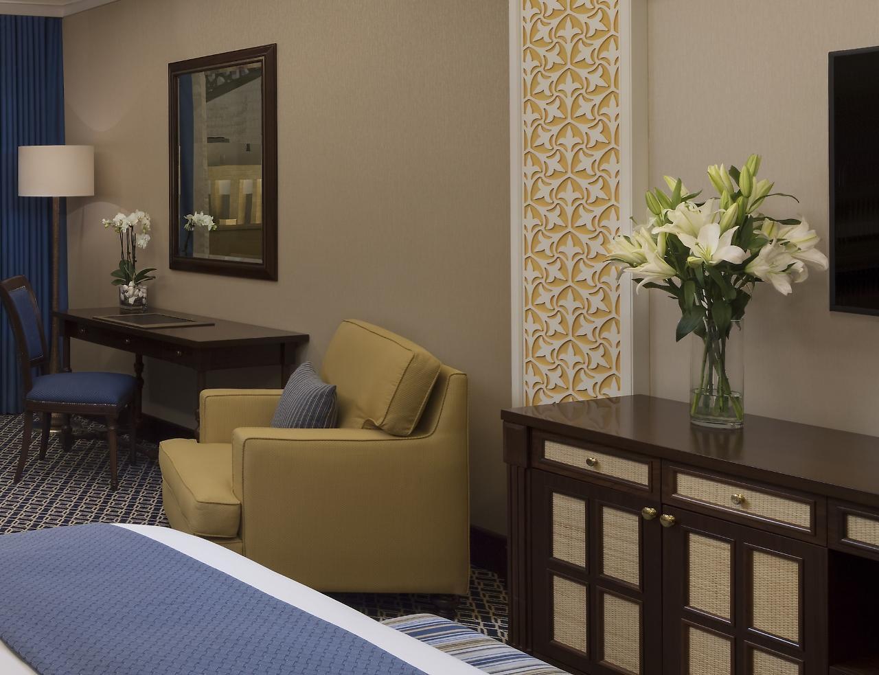 Al Najada Doha Hotel By Tivoli Exterior photo A room at the hotel
