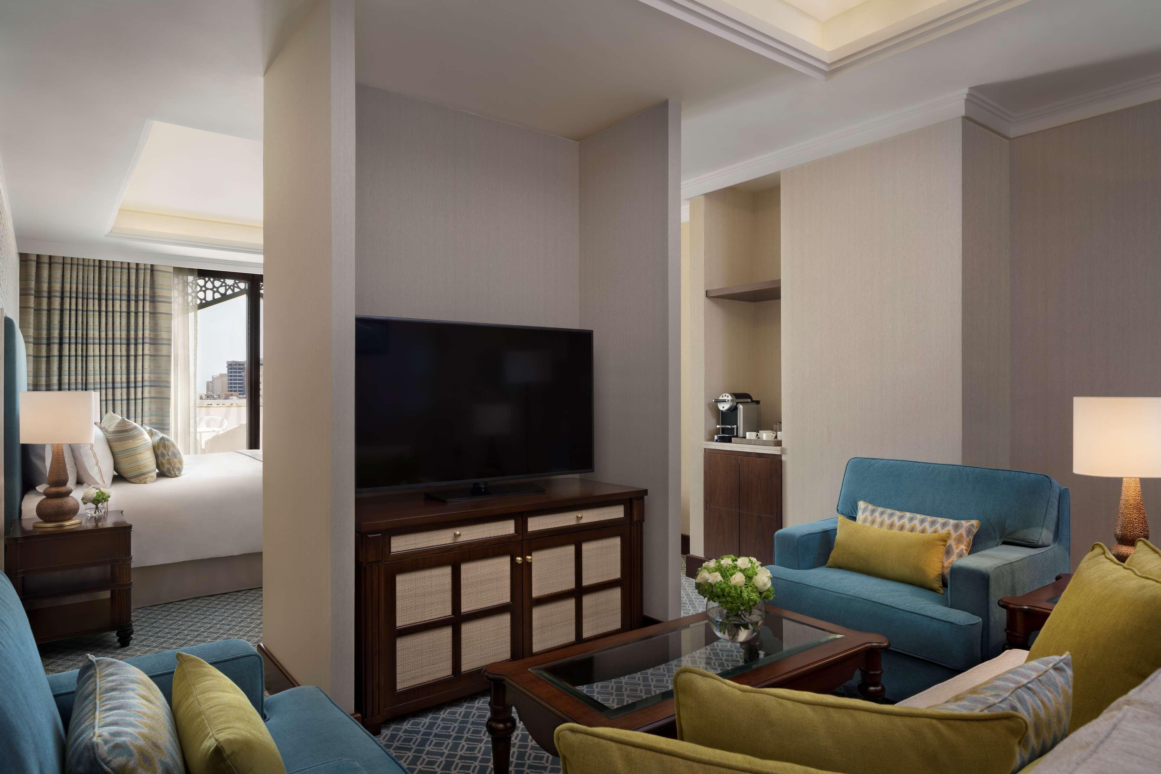 Al Najada Doha Hotel By Tivoli Exterior photo A suite at the hotel