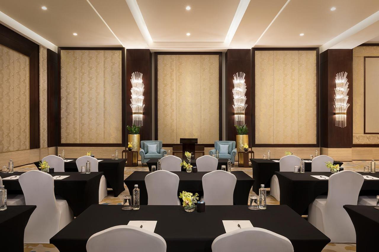 Al Najada Doha Hotel By Tivoli Exterior photo The Royal Meeting Room
